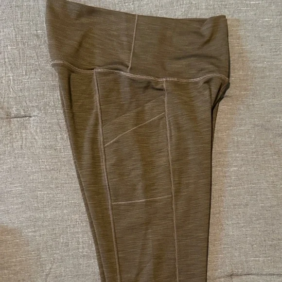 Prana Women’s Becksa Ribbed Brown Leggings with Pockets - Picture 7 of 7